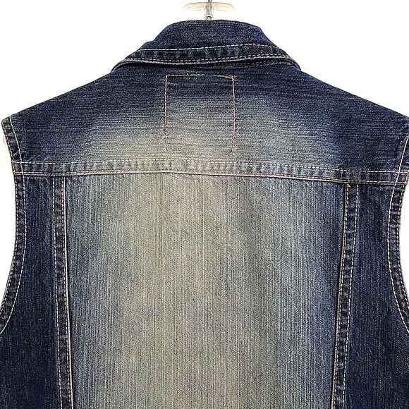 Royal Premium Womens Denim Vest Size Medium LOOK Verdigris on Buttons - Picture 7 of 11